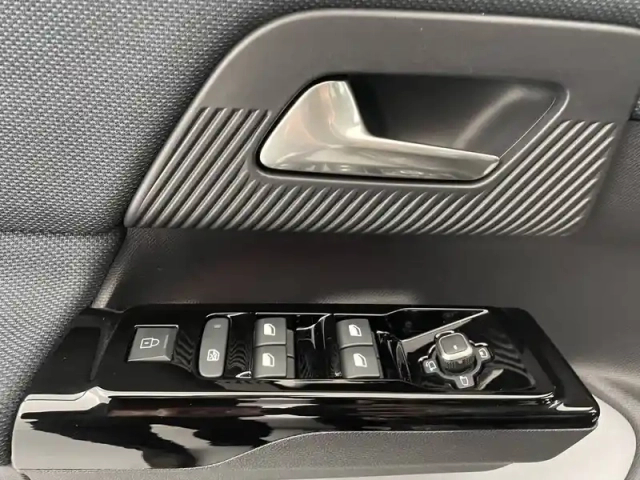 Citroën C5 Aircross hybride 145 ch e-dcs6 — photo 32