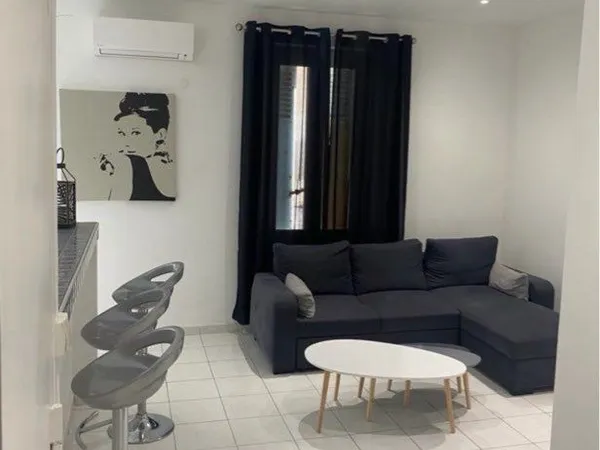 Charmant T3 meublé de 62m2 proche Castellane Marseille 13006