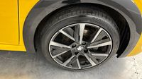 Peugeot 208 1.5 BlueHDi 100ch S&S GT — photo 20