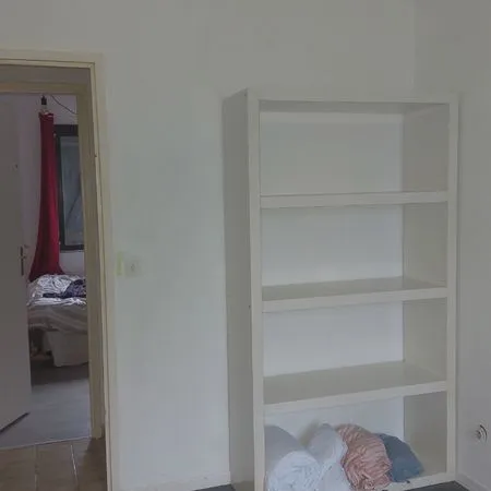 Loue chambre colocation dans grande maison à la campagne 5mn entrée de l autoroute