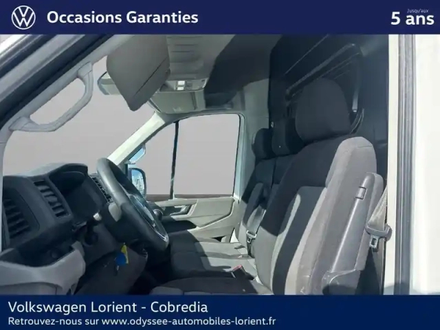 Volkswagen Crafter fg 30 l3h3 2.0 tdi 102ch business line traction — photo 8