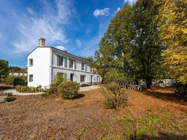 Maison 265 m²