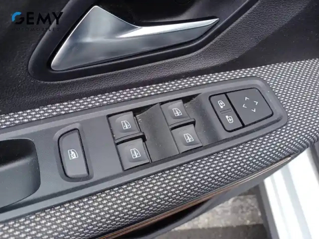 Dacia Sandero eco-g 100 — photo 12
