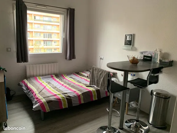 Studio meublé 23 m² - Avenue Bollée - Proche centre-ville et université