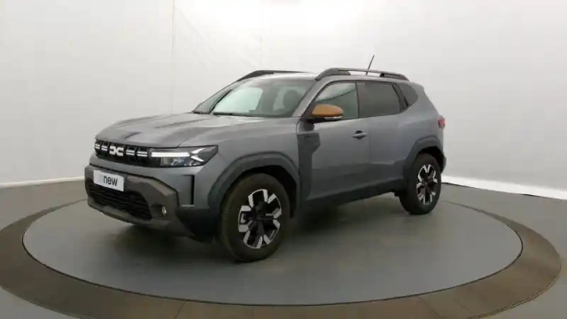 Dacia Duster hybrid 140