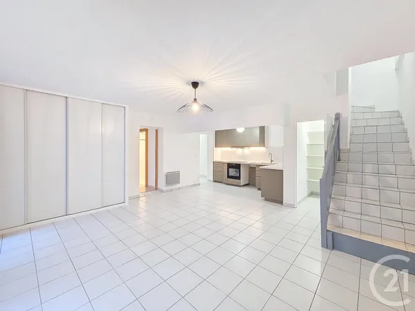 Appartement 4 pièces 85 m²