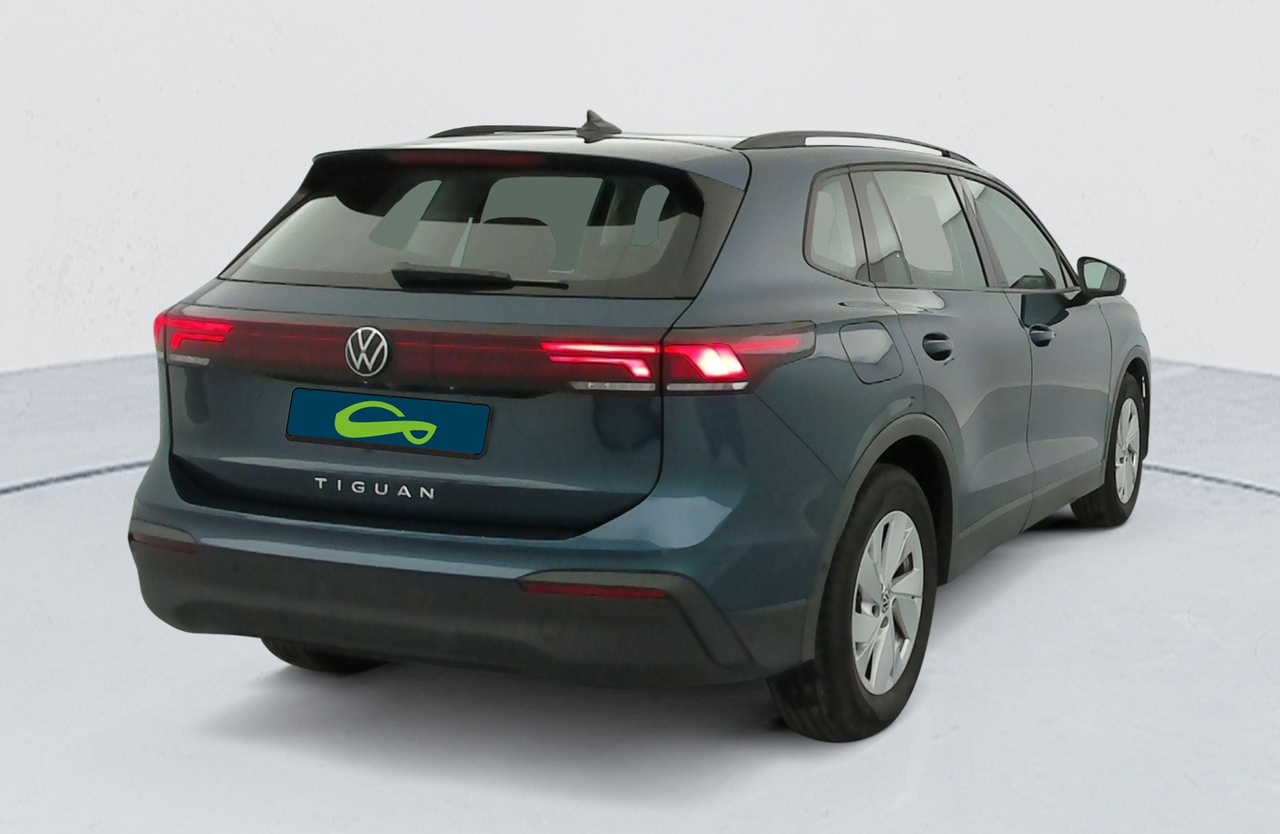 Volkswagen Tiguan — photo 5