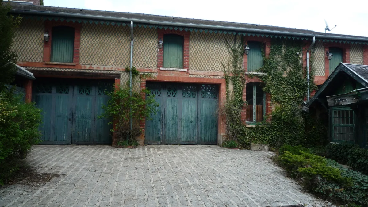 Photo 10