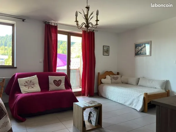 T2 45 m2 dans résidence standing sécurisée au coeur du village