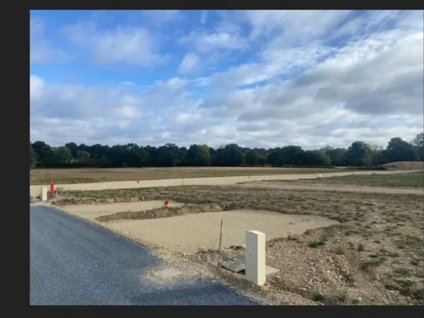 Terrain 605 m²