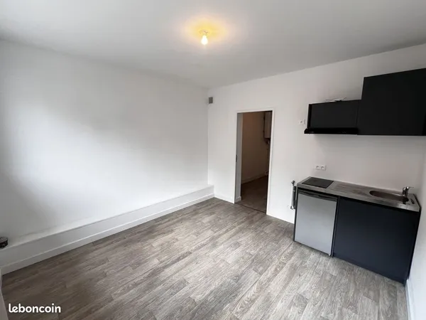 Studio 1 pièce 23 m²