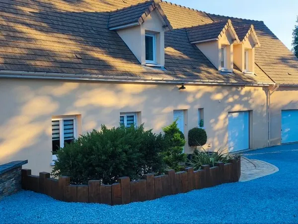 Joli pavillon à vendre à La Ferté Macé