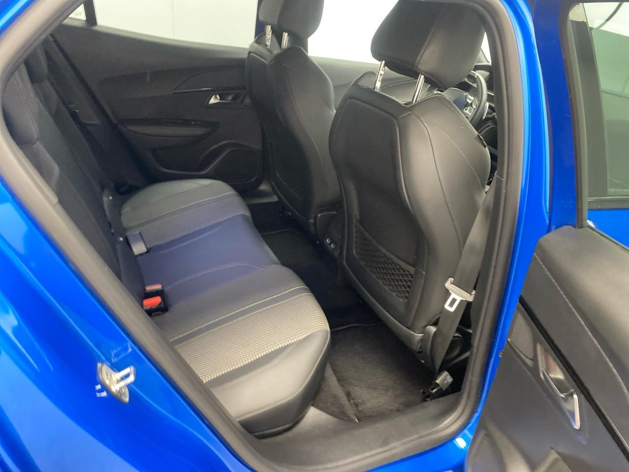 Peugeot 2008 puretech 130 s&s eat8 gt — photo 23