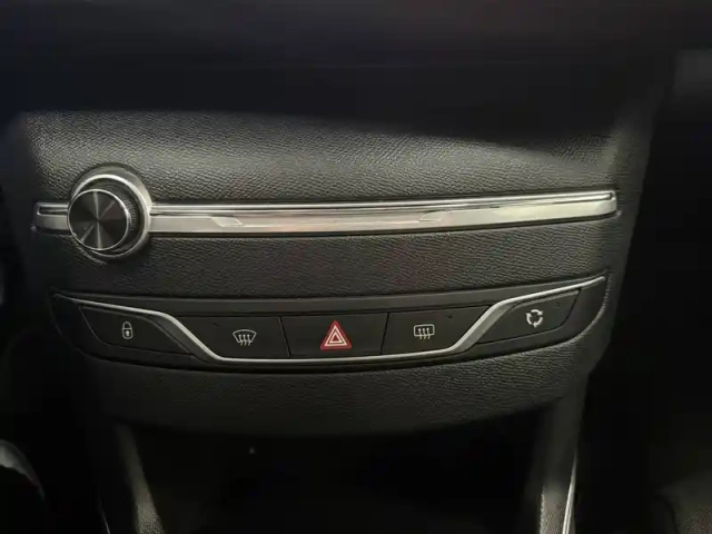 Peugeot 308 puretech 130ch s&amp;s bvm6 — photo 32