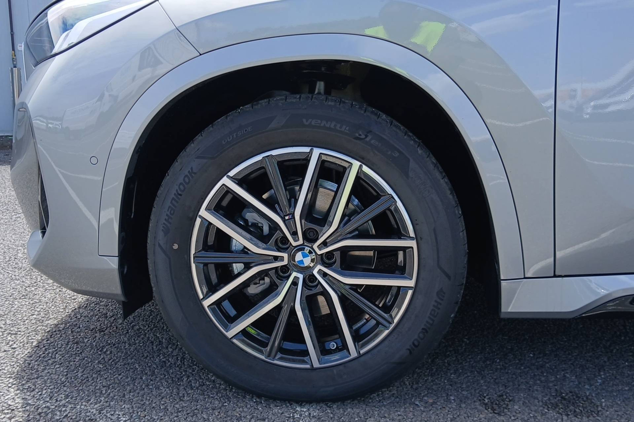 BMW X1 — photo 12