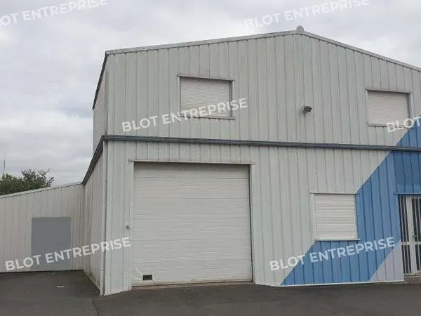 A vendre locaux d'activités 532m² à Basse-Goulaine