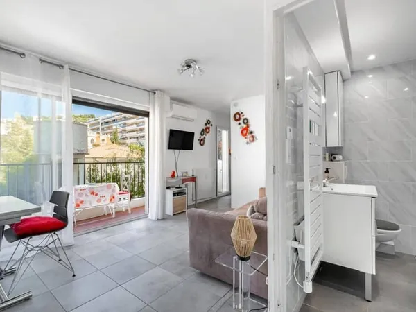 Studio 1 pièce 25 m²