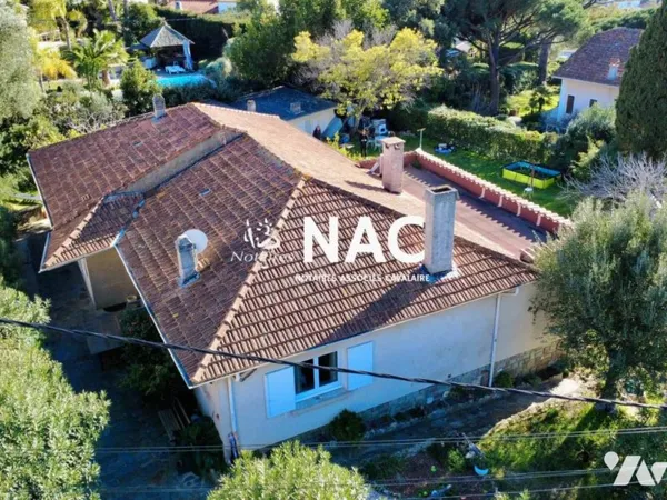 Maison 7 pièces 195 m²
