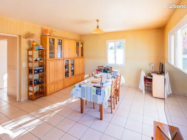 Villa 5 pièces 141 m²