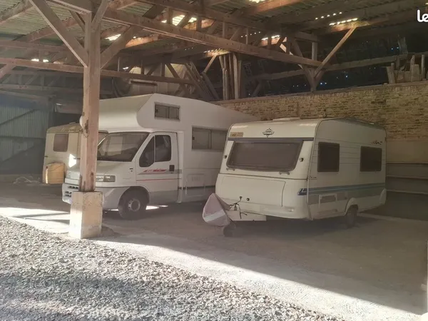 Stationnement Location Ailly-le-Haut-Clocher   25€