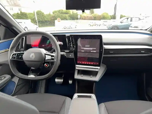 Renault Megane e-tech 220 ch autonomie confort — photo 15