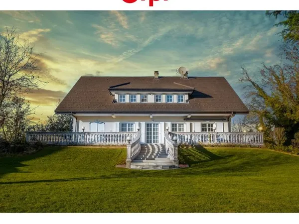Maison 8 pièces 367 m²