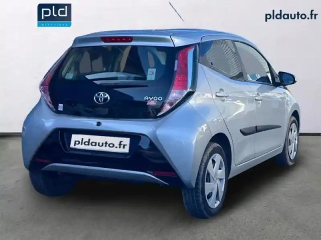 Toyota Aygo 1.0 vvt-i 69ch x-play 5p — photo 5