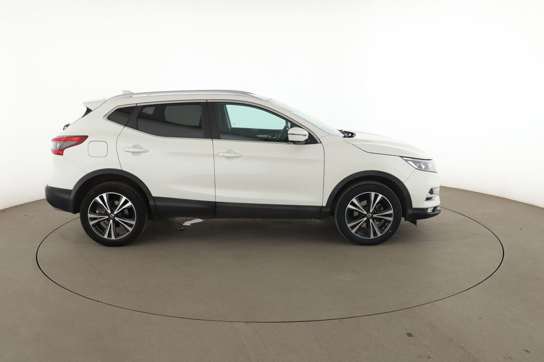 Nissan Qashqai 1.6 DIG-T — photo 6