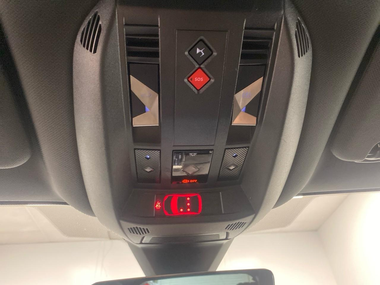 Ds Ds 7 crossback crossback hybride e-tense 300 eat8 4x4 louvre — photo 16