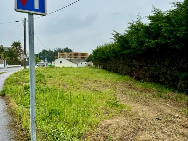 Maison 55 m2 à rénover - Terrain 1 096 m2 - Extension possible