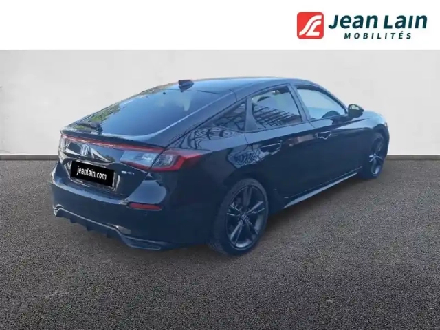 Honda Civic "e":hev 2.0 i-mmd — photo 5