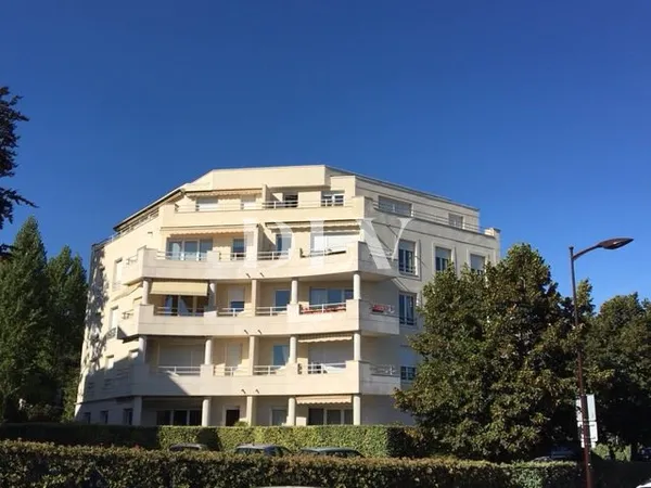 PARC DU SAVOY AVON F5 DE 105 M² AVEC TERRASSE 14M² - 3 CH - BO
