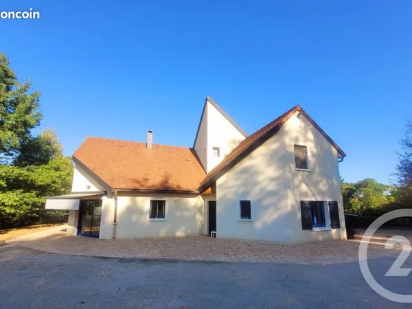 Maison 7 pièces 213 m²