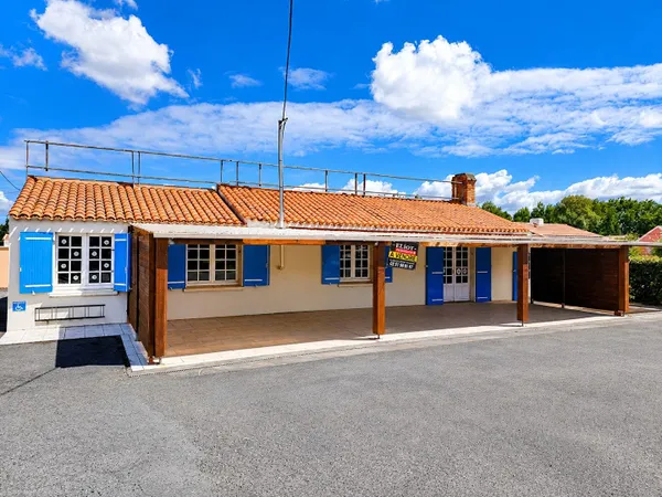 Local commercial 160 m²
