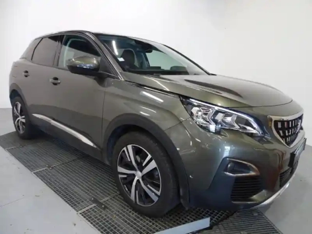 Peugeot 3008 1.2 puretech 130ch allure business s&amp;s eat8  6cv — photo 2