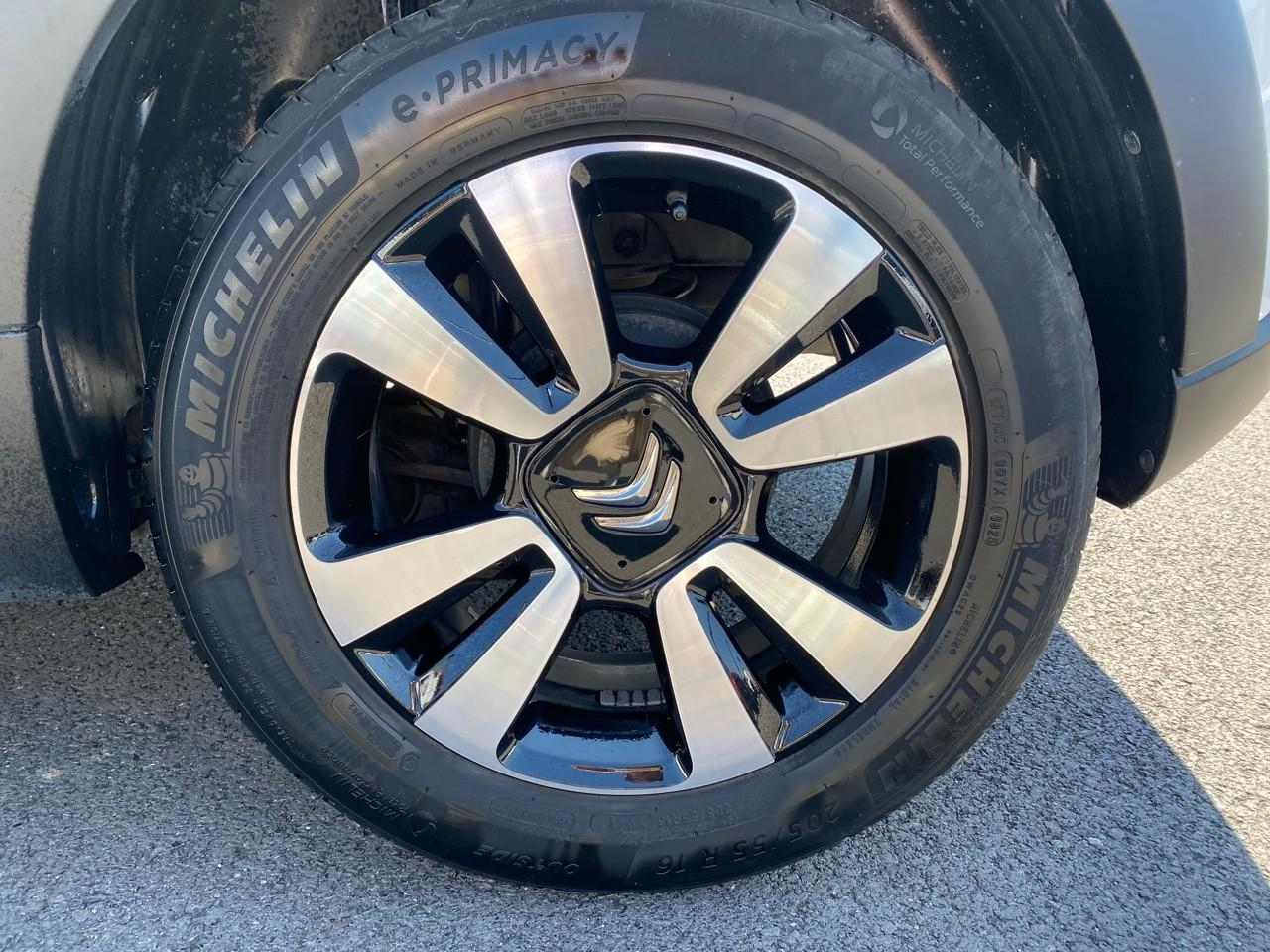 Citroën C3 1.2 puretech 83ch s&s shine — photo 11