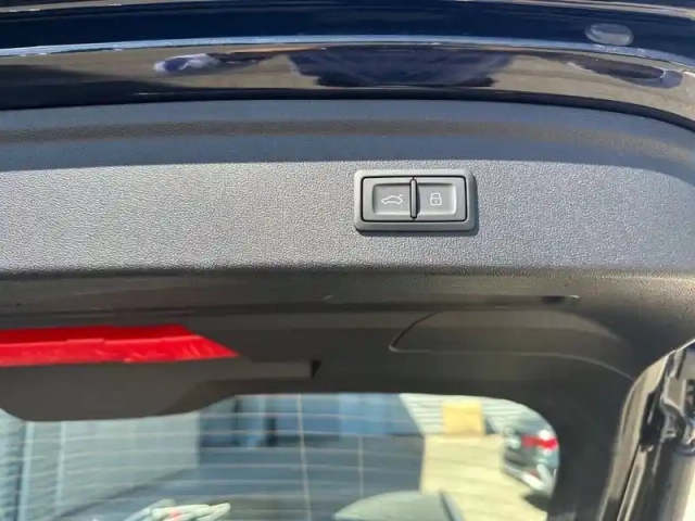 Audi A3 allstreet 40 tfsi e hybride rechargeable 204 s tronic 6 — photo 44