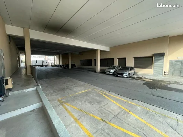 LOCAL D'ACTIVITE 1035 m² DRANCY
