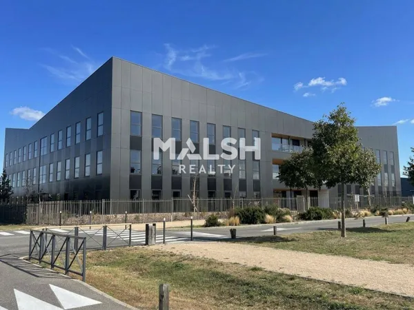 Bureaux 3555 m²