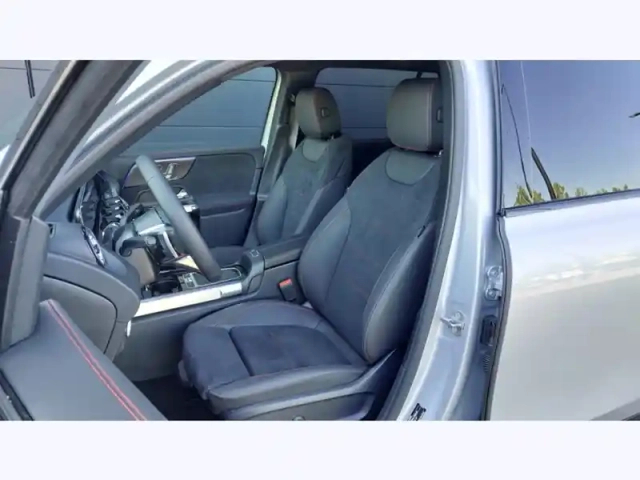 Mercedes Glb 200 d — photo 19