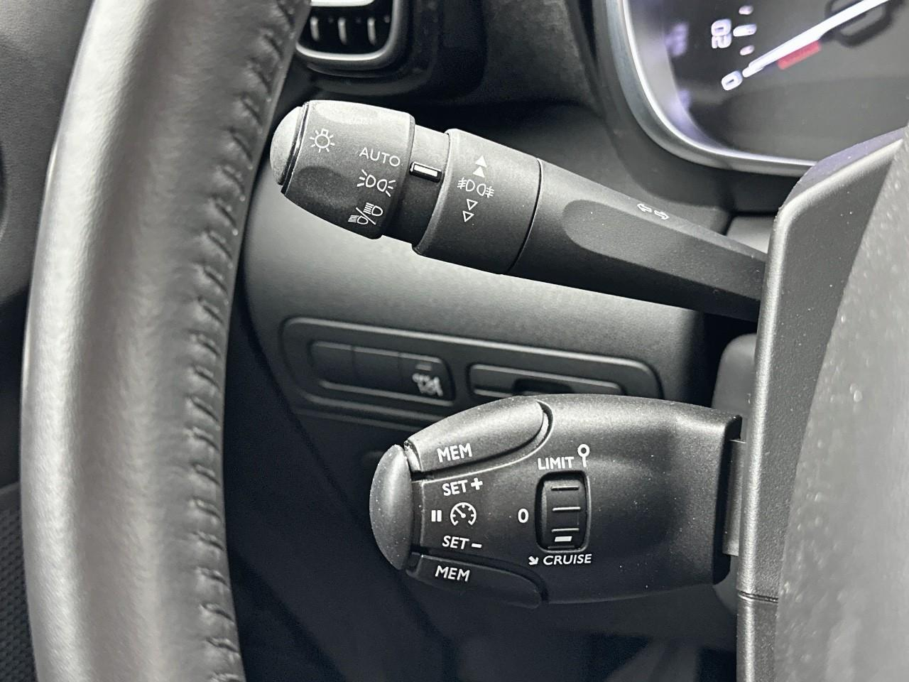 Citroën C3 Aircross puretech 130 s&s eat6 shine — photo 17