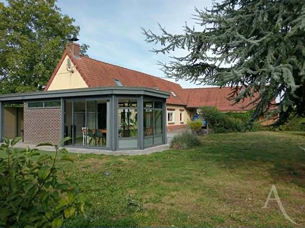 Maison de plain-pied 4 pièces 163 m²