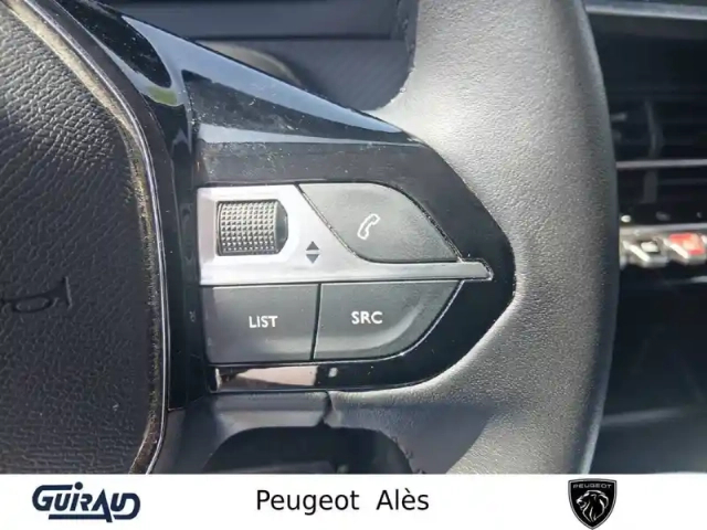 Peugeot 208 puretech 75 s&amp;s bvm5 — photo 17