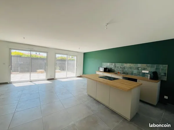 Maison mitoyenne neuve tout confort