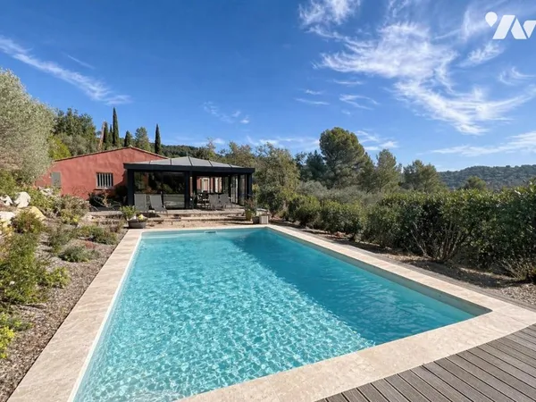 Maison 7 pièces 224 m²