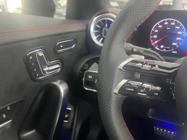 Mercedes Cla 200 d shooting brake amg l — photo 13