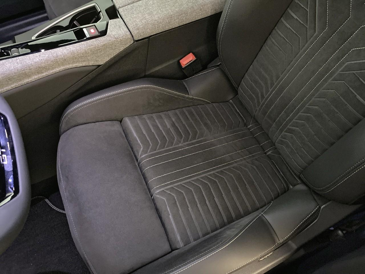 Peugeot 3008 hybrid 145 e-dcs6 gt — photo 9