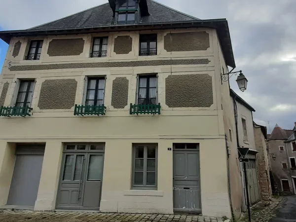 Immeuble 94 m²