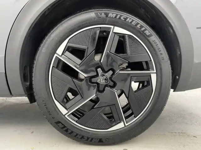 Peugeot 408 puretech 130 ch s&amp;s eat8 — photo 90