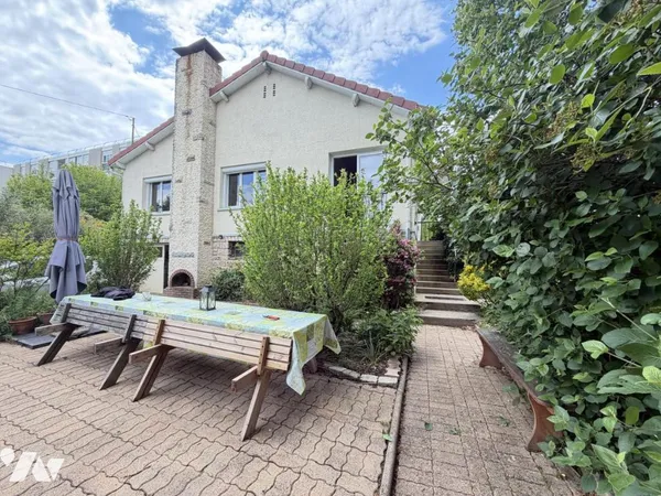 Maison 6 pièces 120 m²